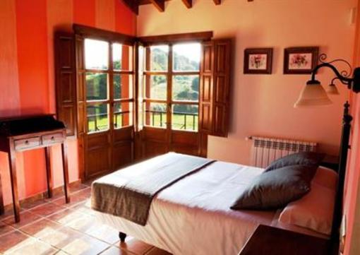 фото отеля Hotel Rural La Lluriga