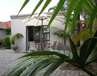 фото отеля Kennington Palms