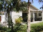 фото отеля Kennington Palms