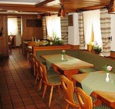 фото отеля Gasthof Jokebes Netphen