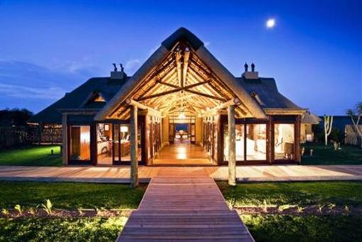 фото отеля Nambiti Hills Private Game Lodge