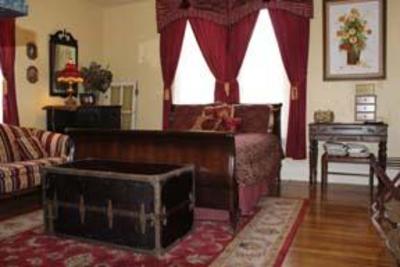 фото отеля Alexandra's Bed and Breakfast