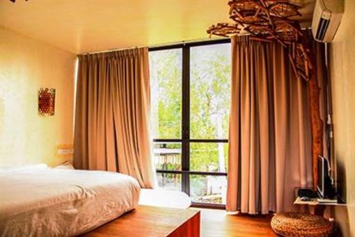 фото отеля Bangkok Tree House