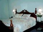 фото отеля The Continental Inn