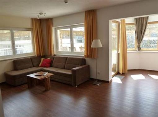 фото отеля Apart Ideal Guesthouse Lermoos