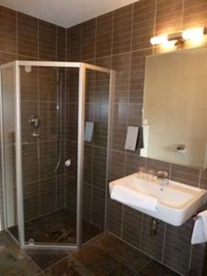 фото отеля Apart Ideal Guesthouse Lermoos