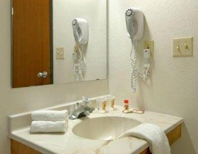 фото отеля Super 8 Motel Mansfield (Ohio)