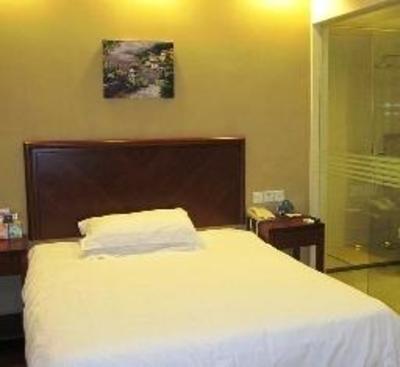 фото отеля Green Tree Inn Jiangdu Longcheng Road Express