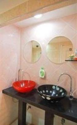 фото отеля Hill Livingtel