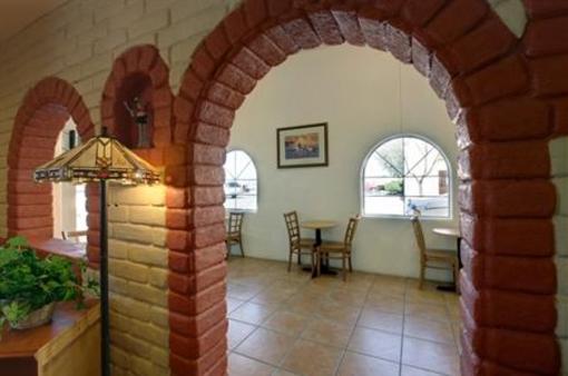 фото отеля Americas Best Value Inn & Suites Gallup