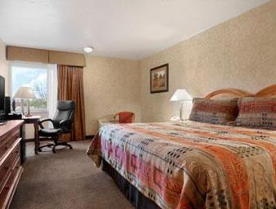 фото отеля Ramada Marshall Inn