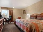 фото отеля Ramada Marshall Inn