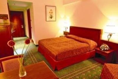фото отеля Lux Garden Hotel
