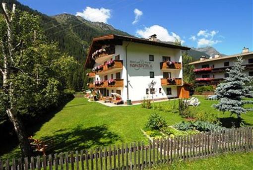 фото отеля Romantika Apartment Sankt Leonhard in Pitztal