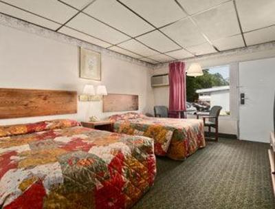 фото отеля Travelodge Mount Pocono