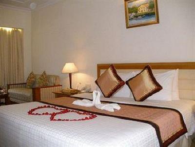 фото отеля First Hotel Ho Chi Minh City