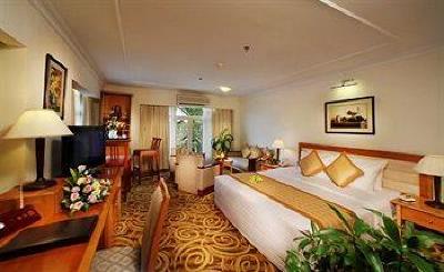 фото отеля First Hotel Ho Chi Minh City