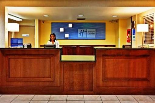 фото отеля Baymont Inn and Suites Franklin