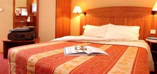 фото отеля Kyriad Grenoble Est Meylan