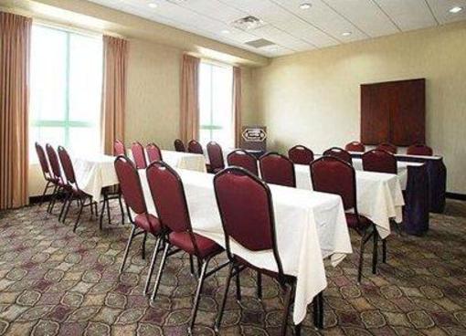 фото отеля Comfort Suites Newport (Kentucky)