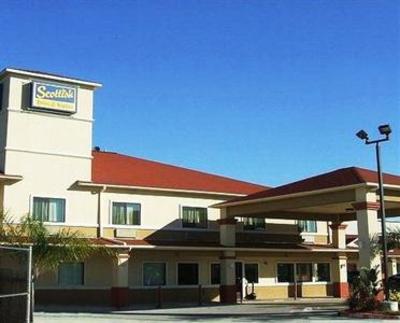 фото отеля Scottish Inns & Suites - Willowbrook