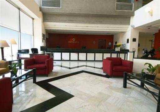 фото отеля Fiesta Inn Tlalnepantla