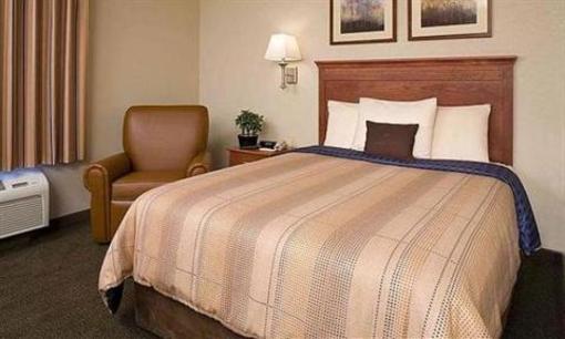 фото отеля Candlewood Suites Orange County Irvine East