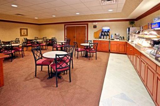 фото отеля Holiday Inn Express Campbellsville
