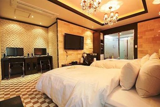 фото отеля The Holic Hotel