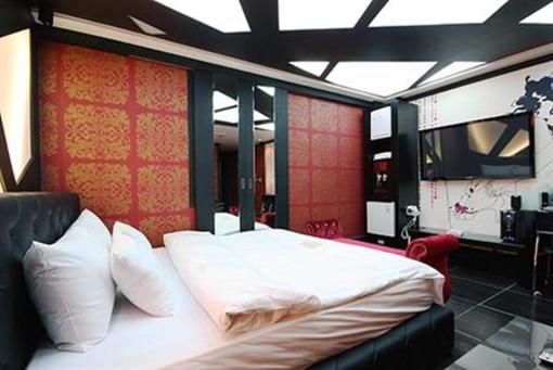 фото отеля The Holic Hotel