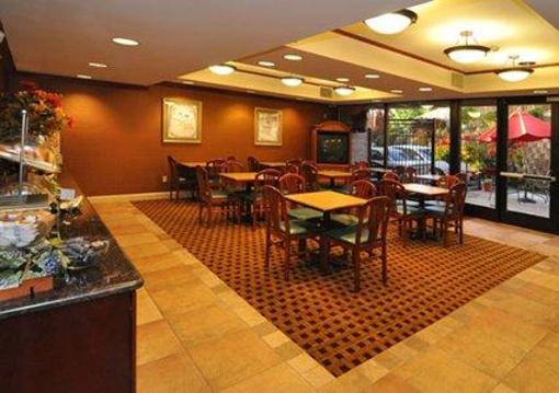 фото отеля Comfort Suites Castro Valley