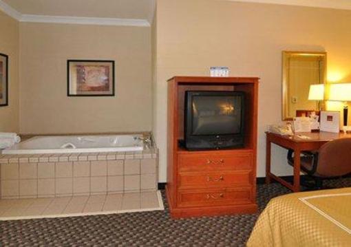 фото отеля Comfort Suites Castro Valley