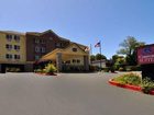 фото отеля Comfort Suites Castro Valley