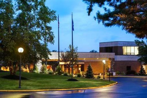 фото отеля Hilton Woodcliff Lake