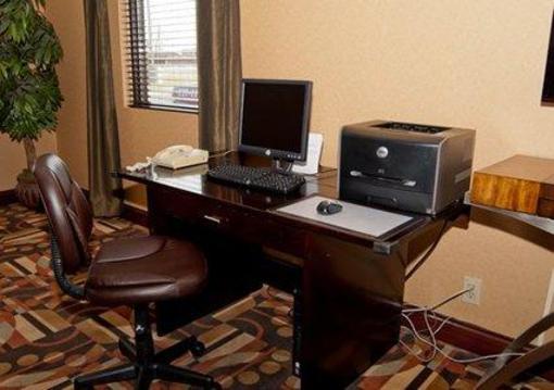 фото отеля Comfort Inn & Suites Cincinnati
