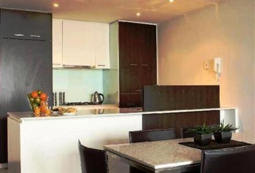 фото отеля Apartments at Docklands Melbourne
