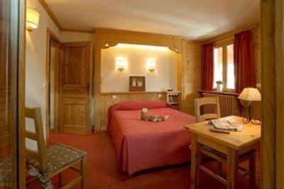 фото отеля Hotel La Croix Saint-Maurice Le Grand-Bornand