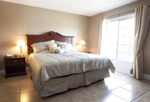 фото отеля Canadas Best Value Inn Charlottetown