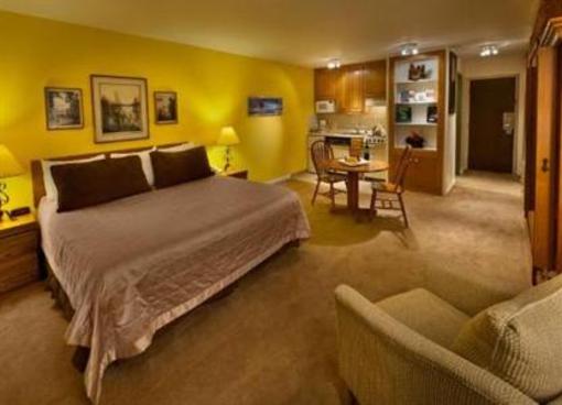 фото отеля Aston Lakeland Village Beach & Mountain Resort