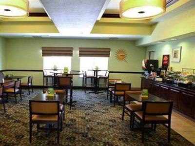 фото отеля La Quinta Inn & Suites Fresno Northwest