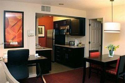фото отеля Hyatt House Belmont Redwood Shores