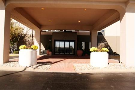 фото отеля Hampton Inn Cedar Rapids
