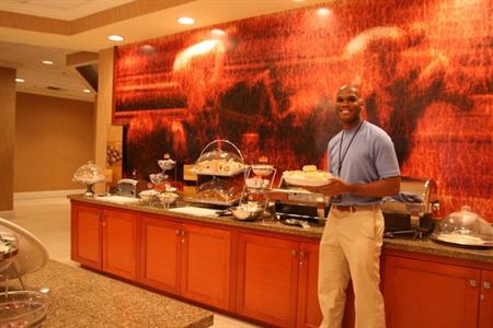 фото отеля Hampton Inn Louisville Downtown