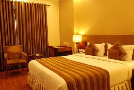фото отеля Alpina Hotels & Suites