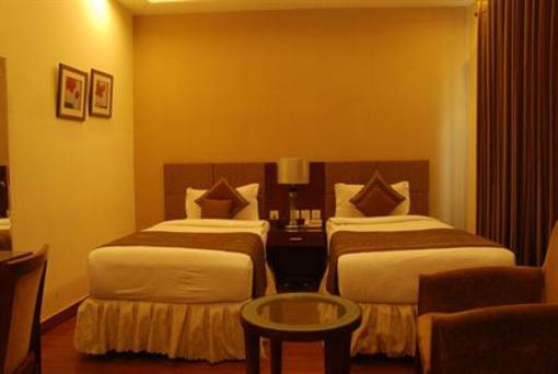 фото отеля Alpina Hotels & Suites