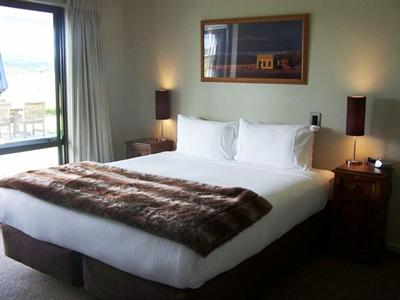 фото отеля Lake Brunner Accommodation and Golf Course