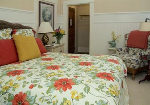 фото отеля Hill House Bed & Breakfast Inn