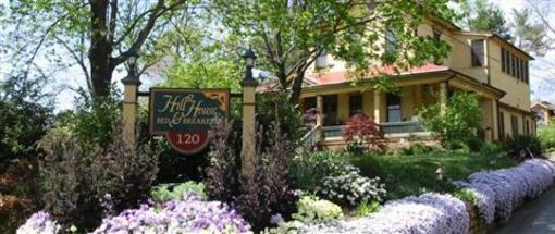 фото отеля Hill House Bed & Breakfast Inn