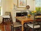 фото отеля Hill House Bed & Breakfast Inn