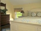 фото отеля Hill House Bed & Breakfast Inn